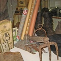 Material från bl.a skolan, samt andra bruksföremål finns i samlingen. 